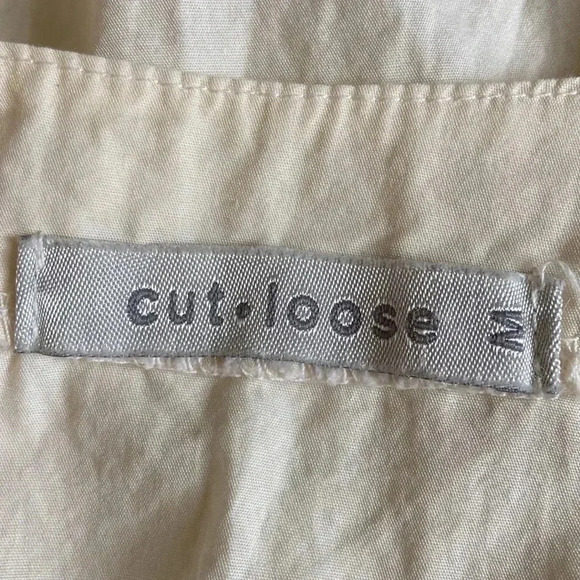 Cut•Loose | V-Neck Organic Cotton Tank Top - Picture 5 of 6